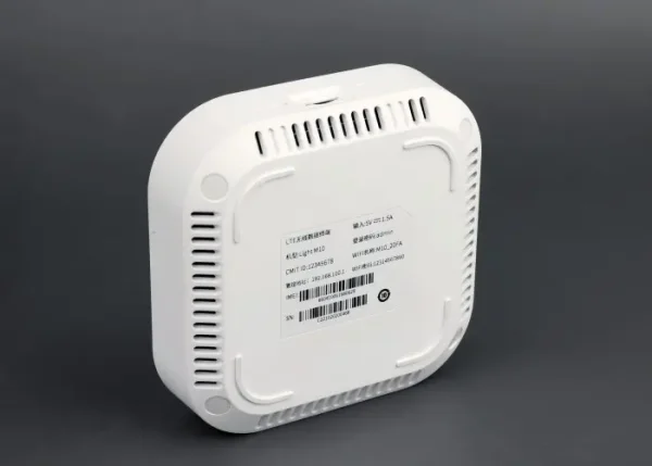 Light M10 Pro 4G CPE